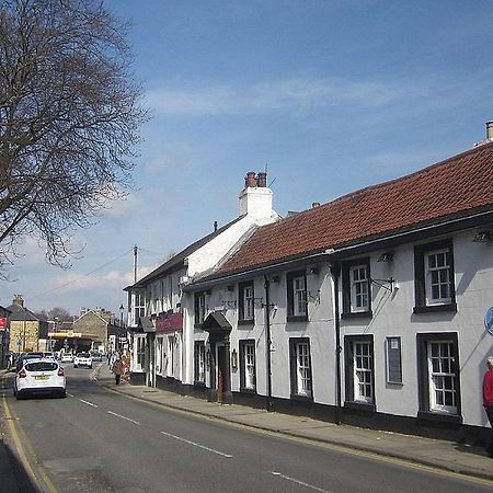 Swan & Talbot Inn Wetherby Exterior foto
