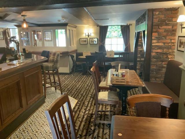 Swan & Talbot Inn Wetherby Exterior foto